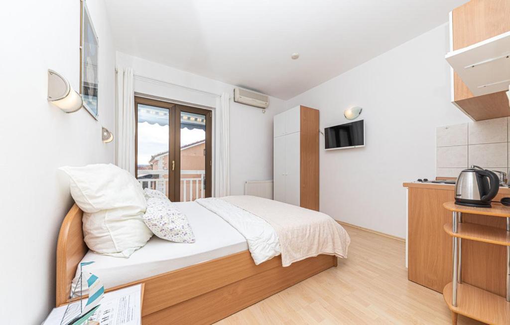 Apartments Ruza Kaštela الغرفة الصورة