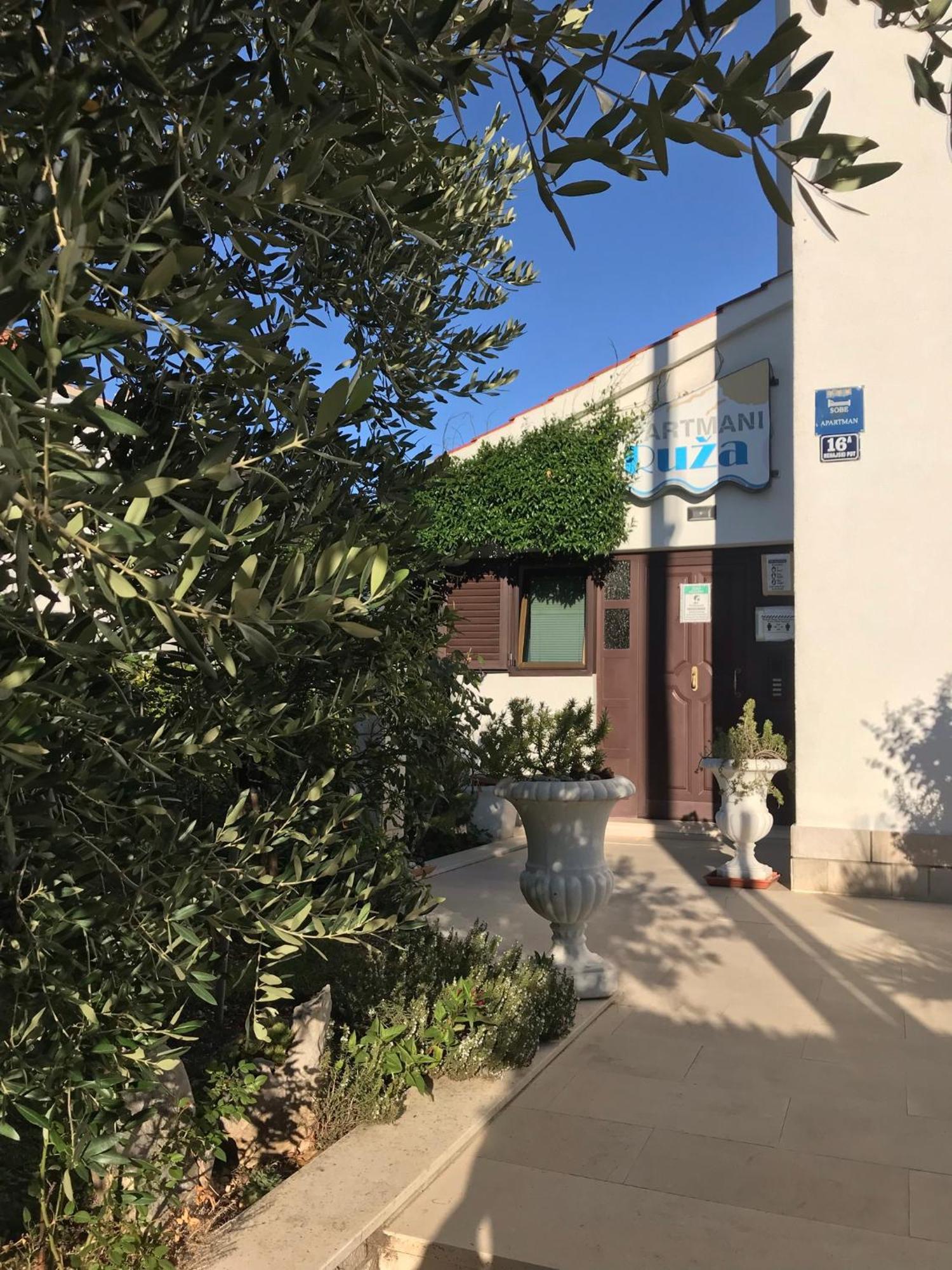 Apartments Ruza Kaštela المظهر الخارجي الصورة