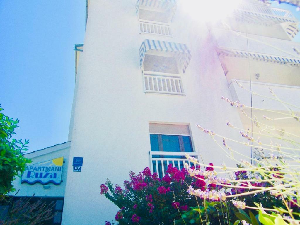 Apartments Ruza Kaštela المظهر الخارجي الصورة